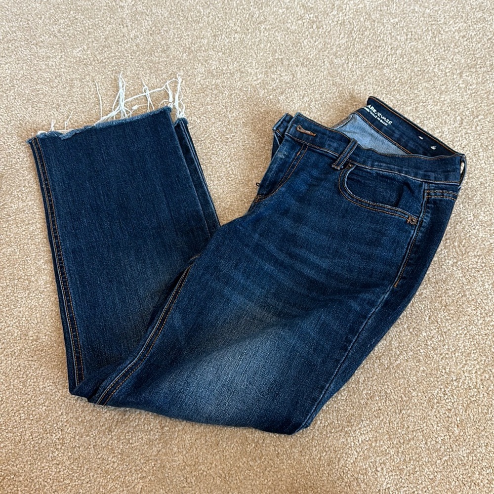 Old Navy Dark Wash Flare Jeans (Size 6)